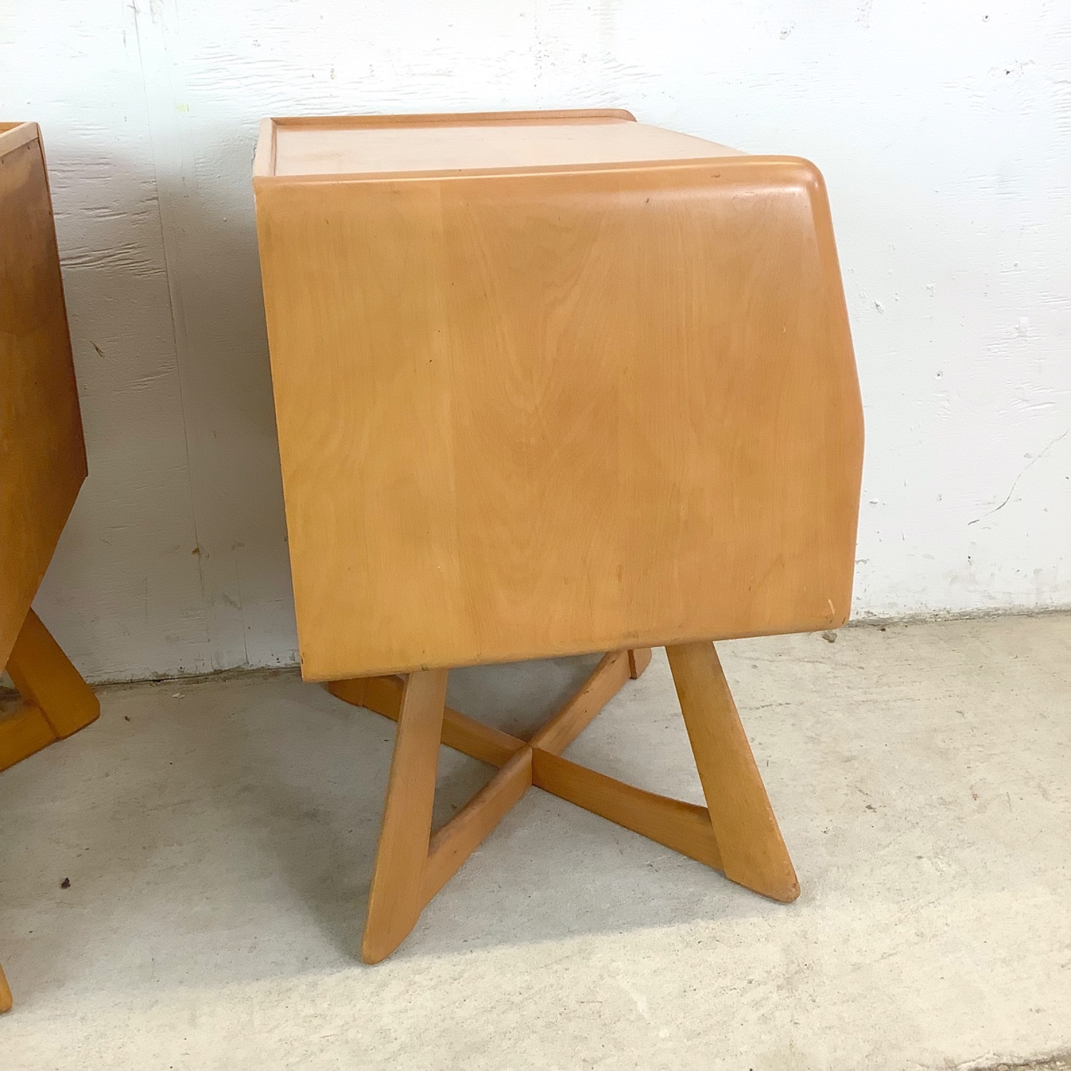 Mid-Century Nightstands by Heywood-Wakefield - image-13