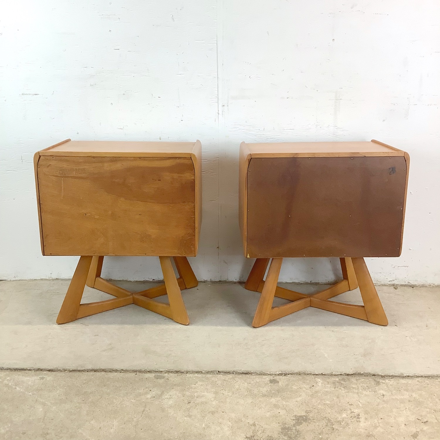 Mid-Century Nightstands by Heywood-Wakefield - image-5