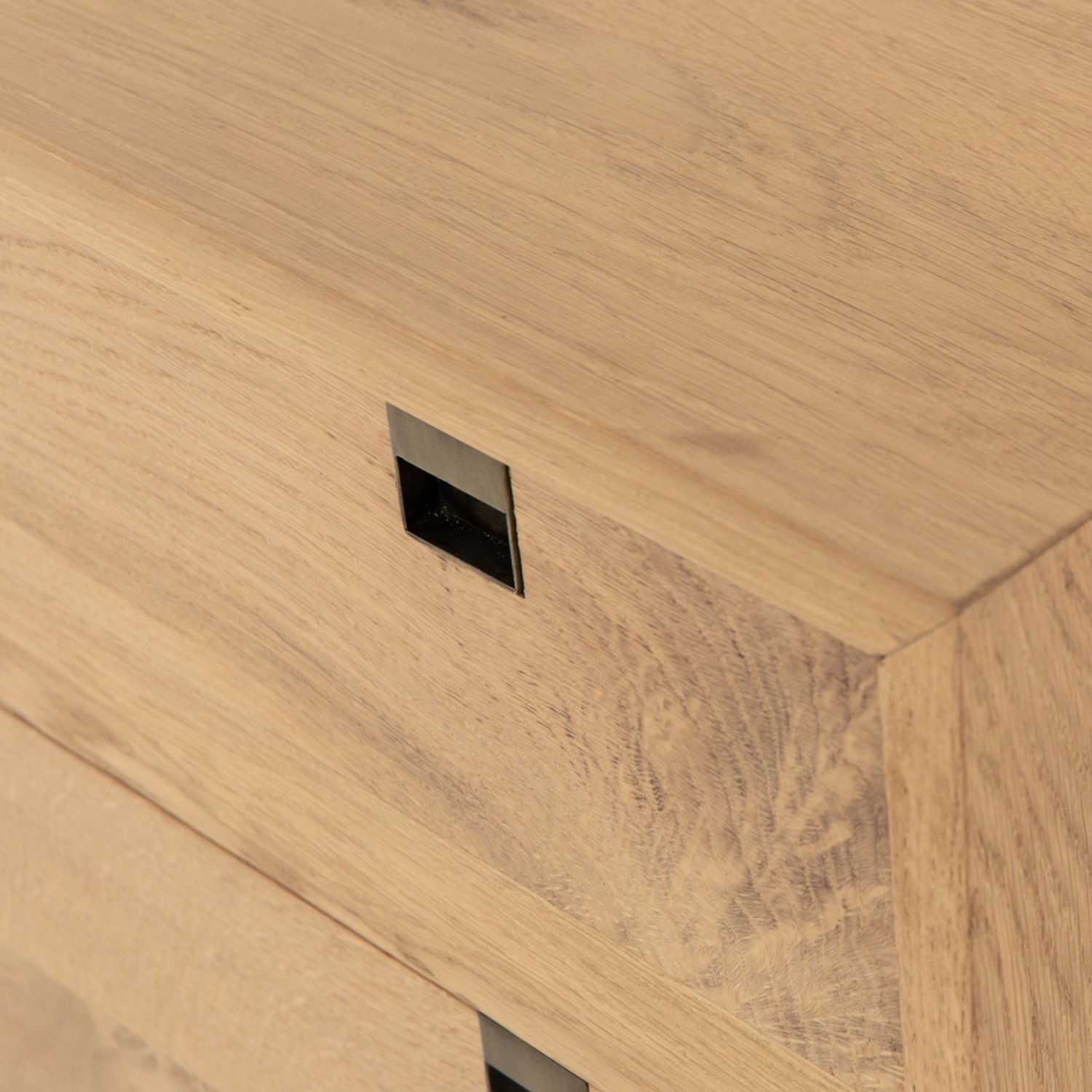 Carlisle 5 Drawer Dresser - image-8