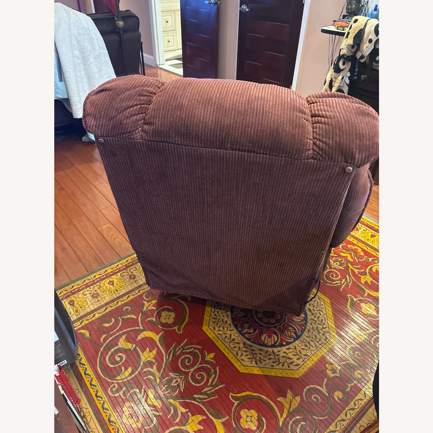 La-Z-Boy Recliner with Heat and Massage - image-4