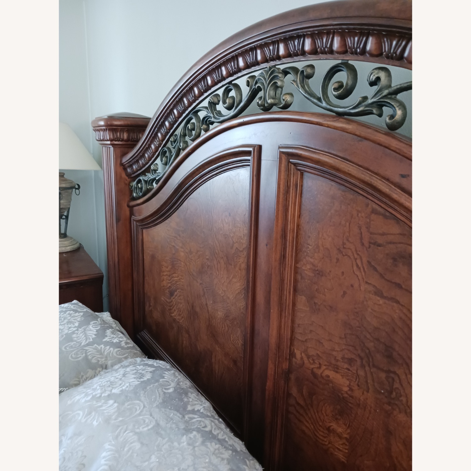 Wynwood Cordoba King Bed - image-5