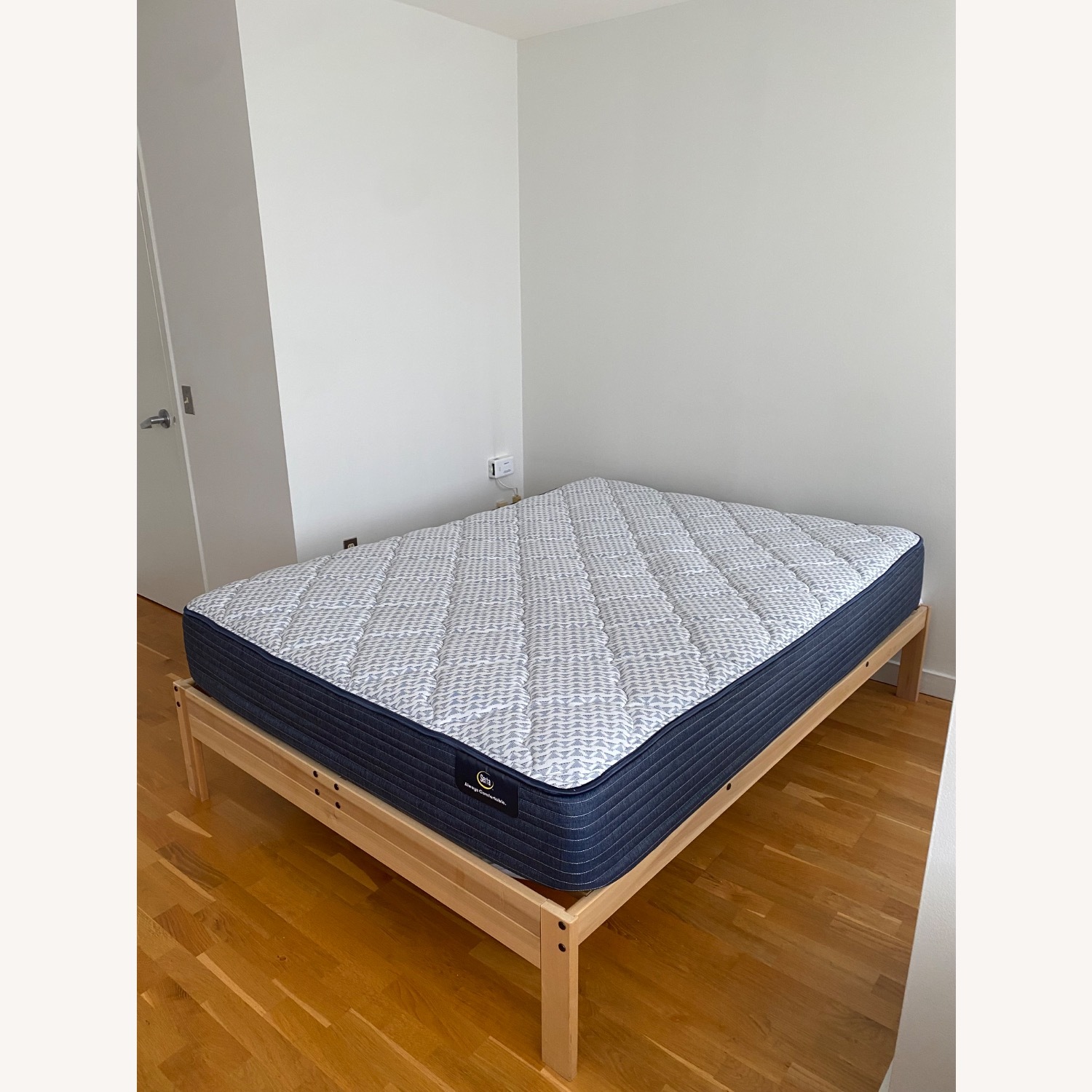KD Frames Nomad Platform Queen Bed - image-3