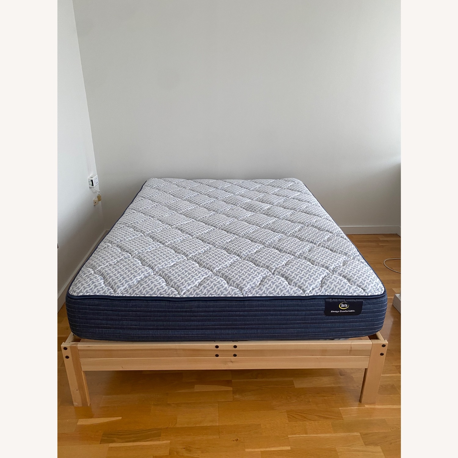 KD Frames Nomad Platform Queen Bed - image-2