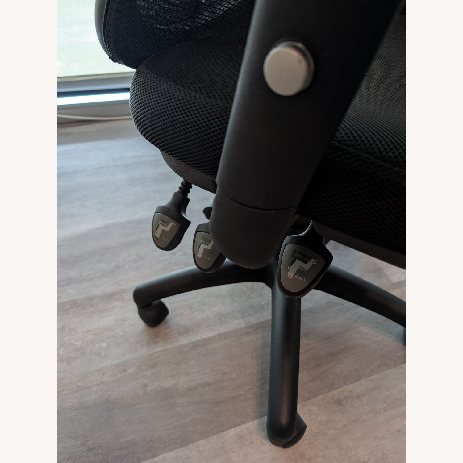 Staples Carder Ergonomic Fabric Swivel Desk Chair - image-3