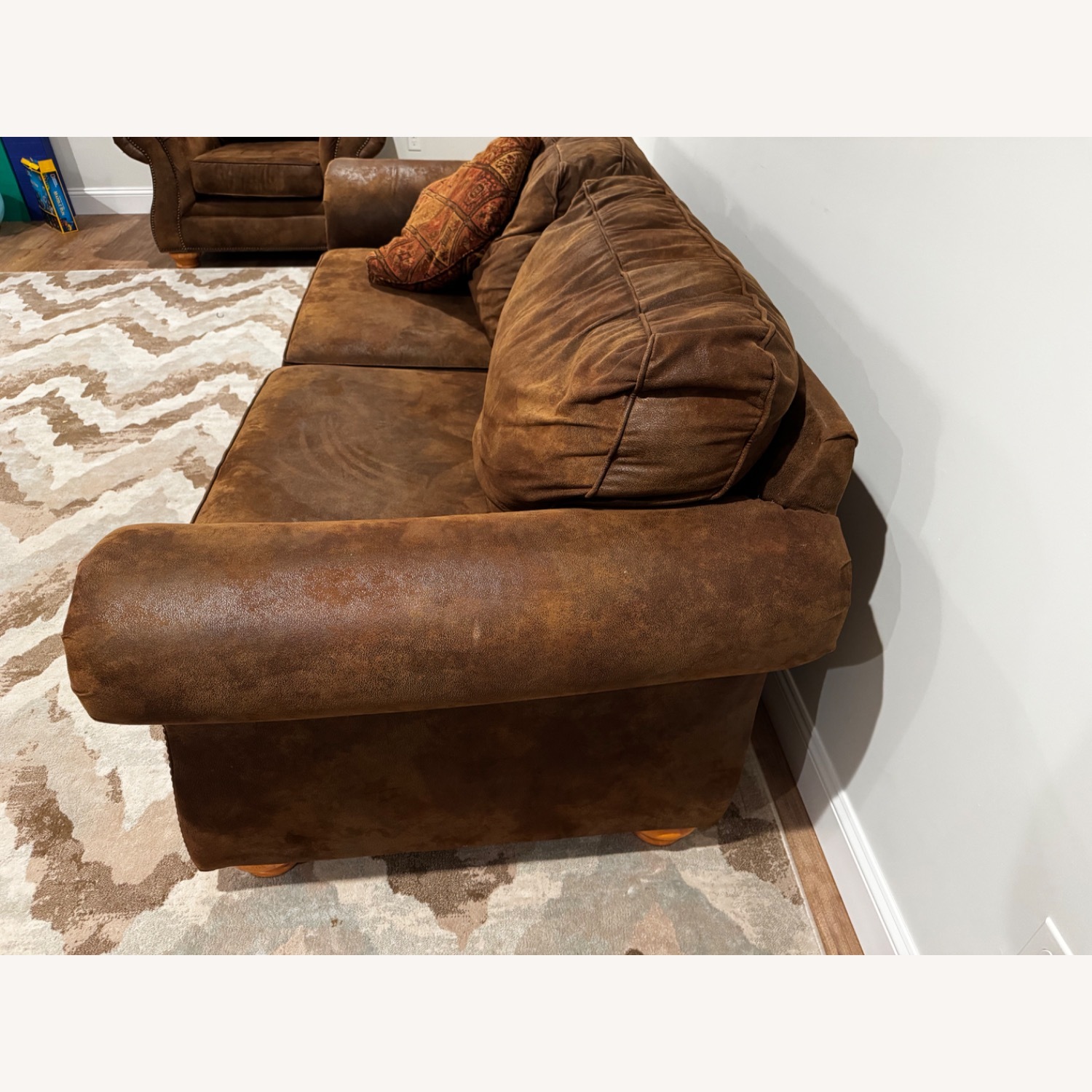 Larkinhurst Brown Sofa - image-2