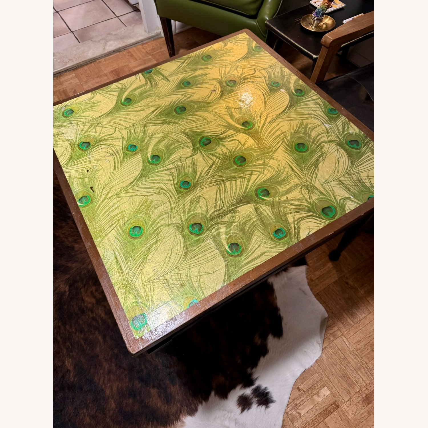 Vintage Coffee Table with Peacock Flair - image-2