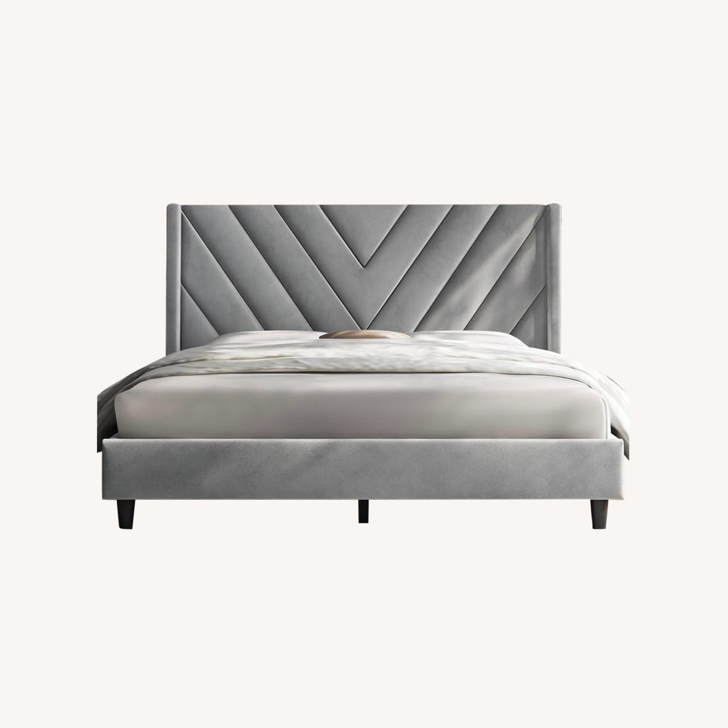 Comfortable Tufted Headboard - image-0