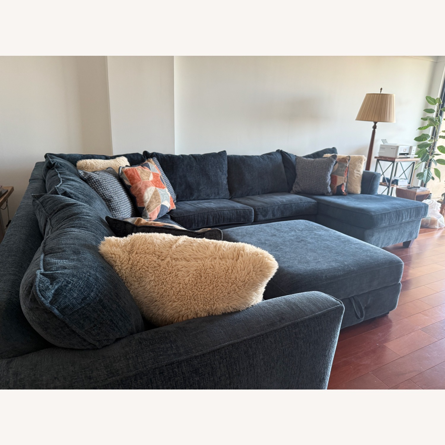 Bob's Cottage Chic Sectional with Storage Ottoman - image-3