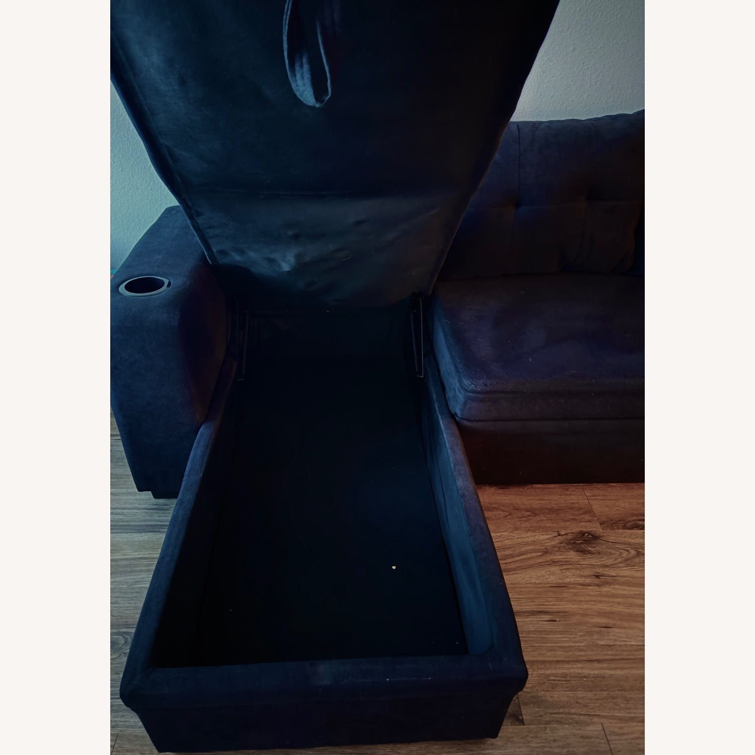 Abby-Gayle 2 - Piece Upholstered Sectional - image-2