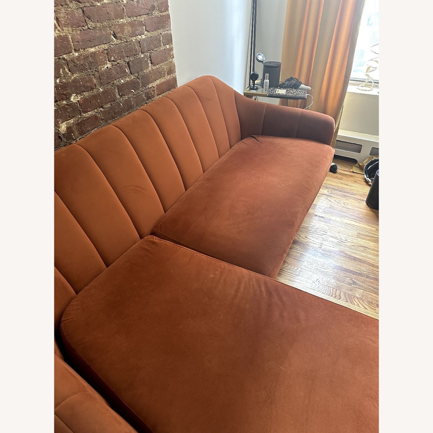 Desmond Reversible Sectional - image-3