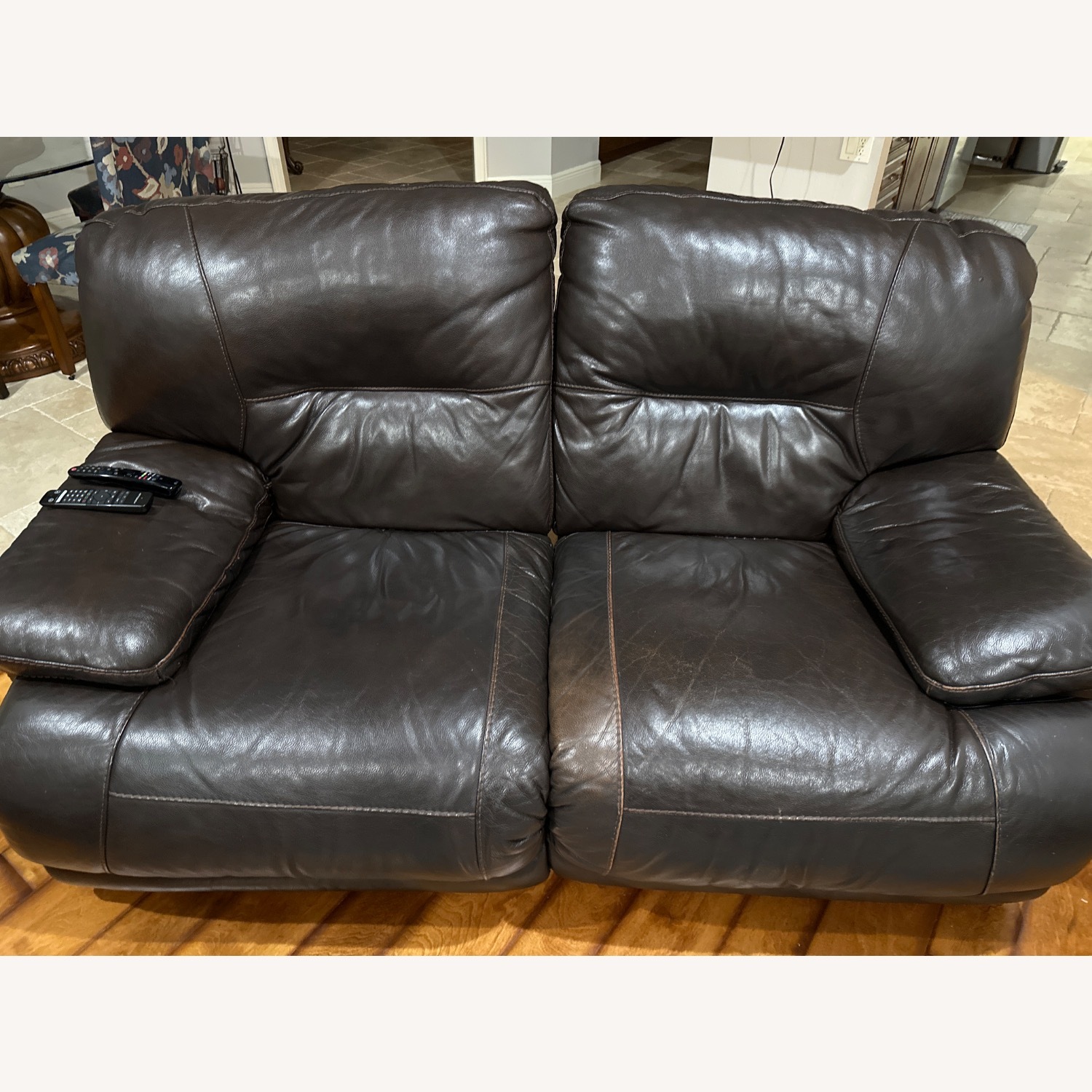 Ashley Loveseat Leather Full Recliner - image-1