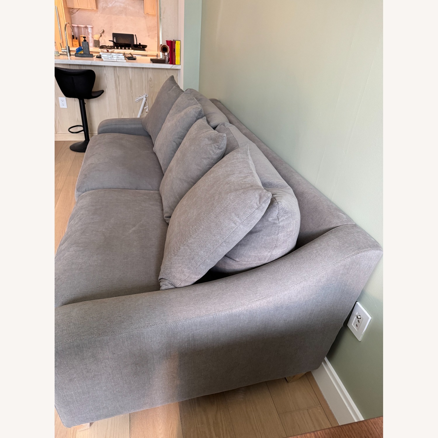 Grandin Road Kye Coach - image-3