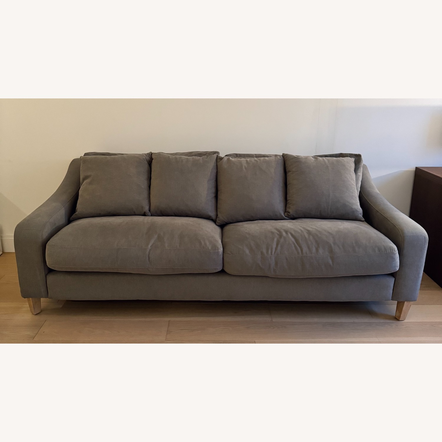 Grandin Road Kye Coach - image-1