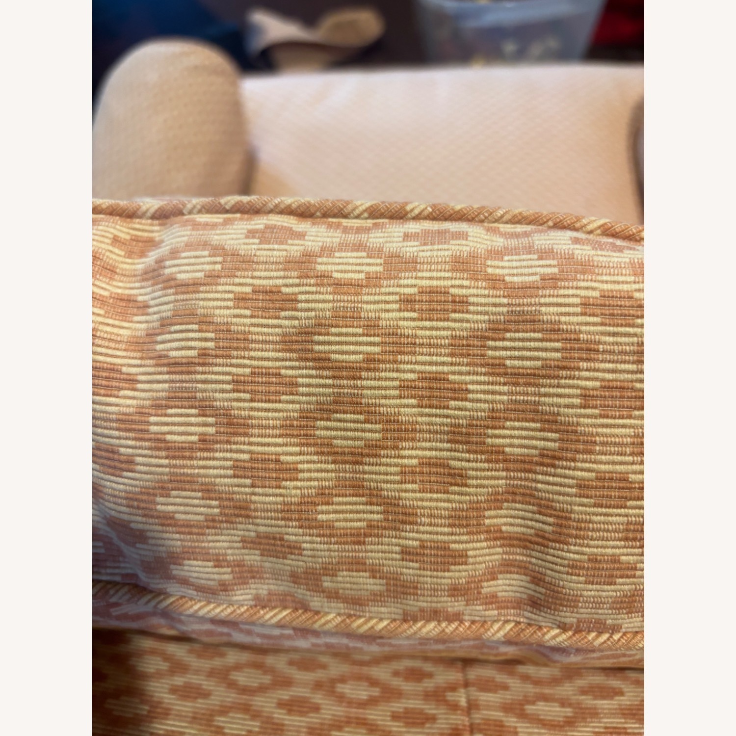 Club Chairs - image-6