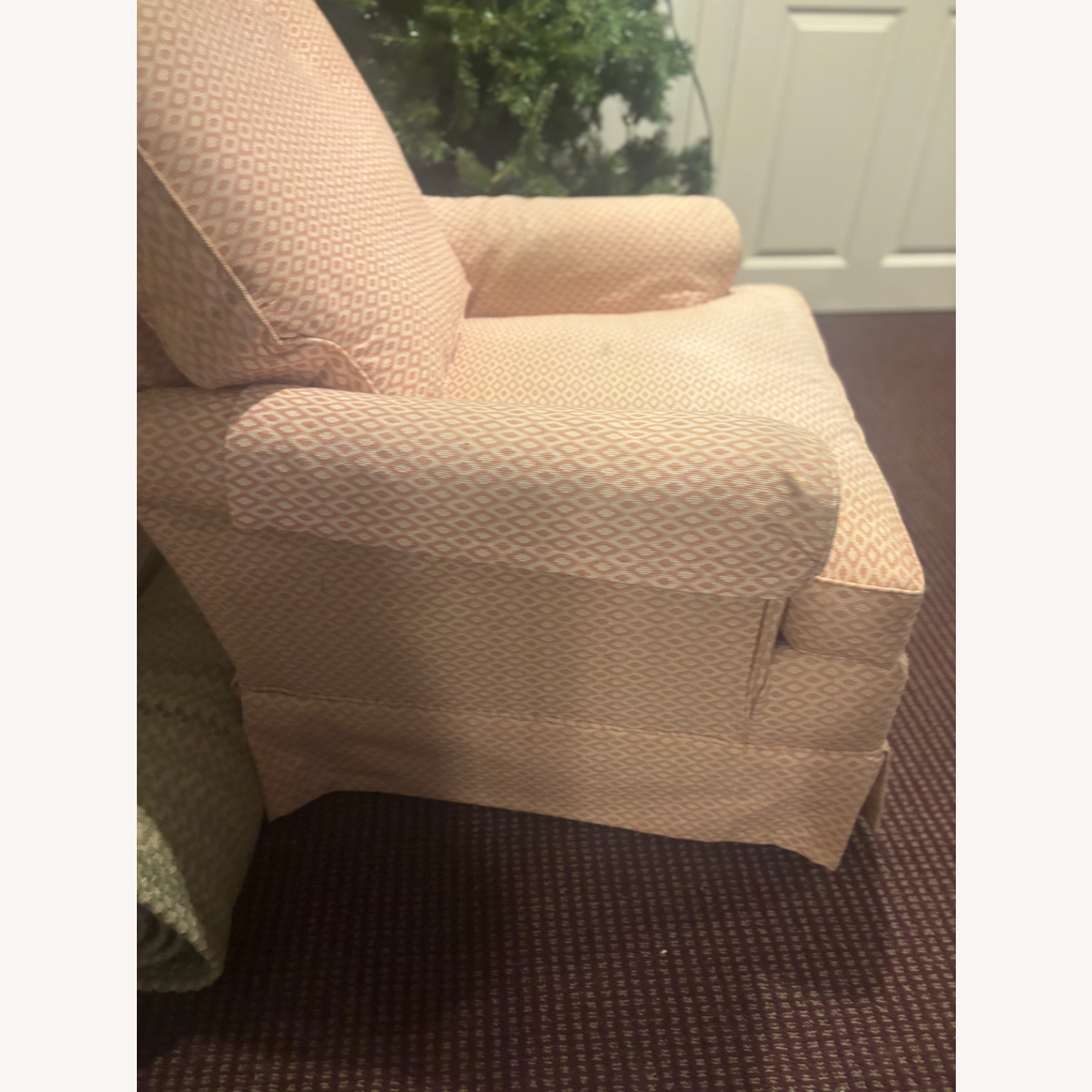 Club Chairs - image-9