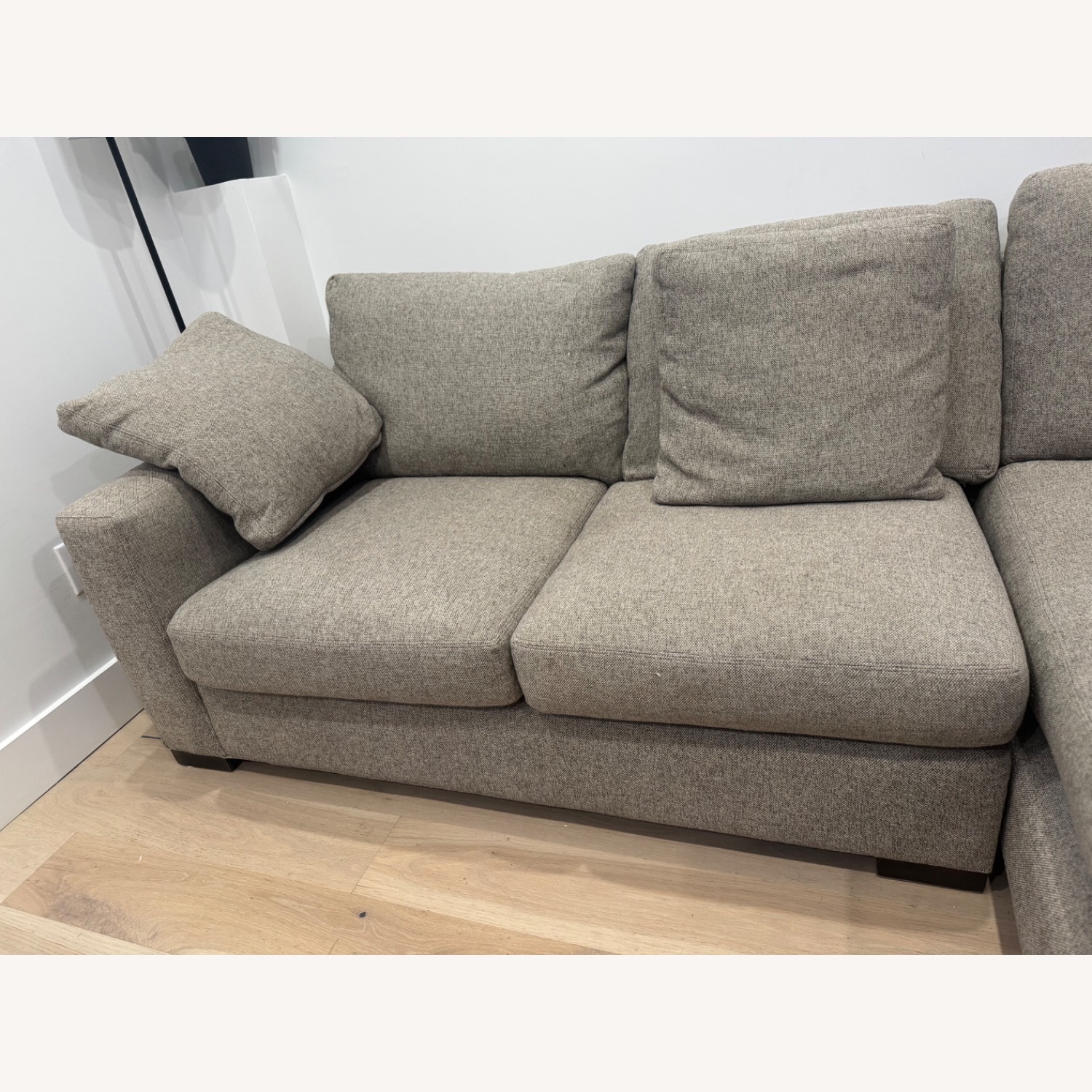 Tatum Grey Metro Sectional - image-3