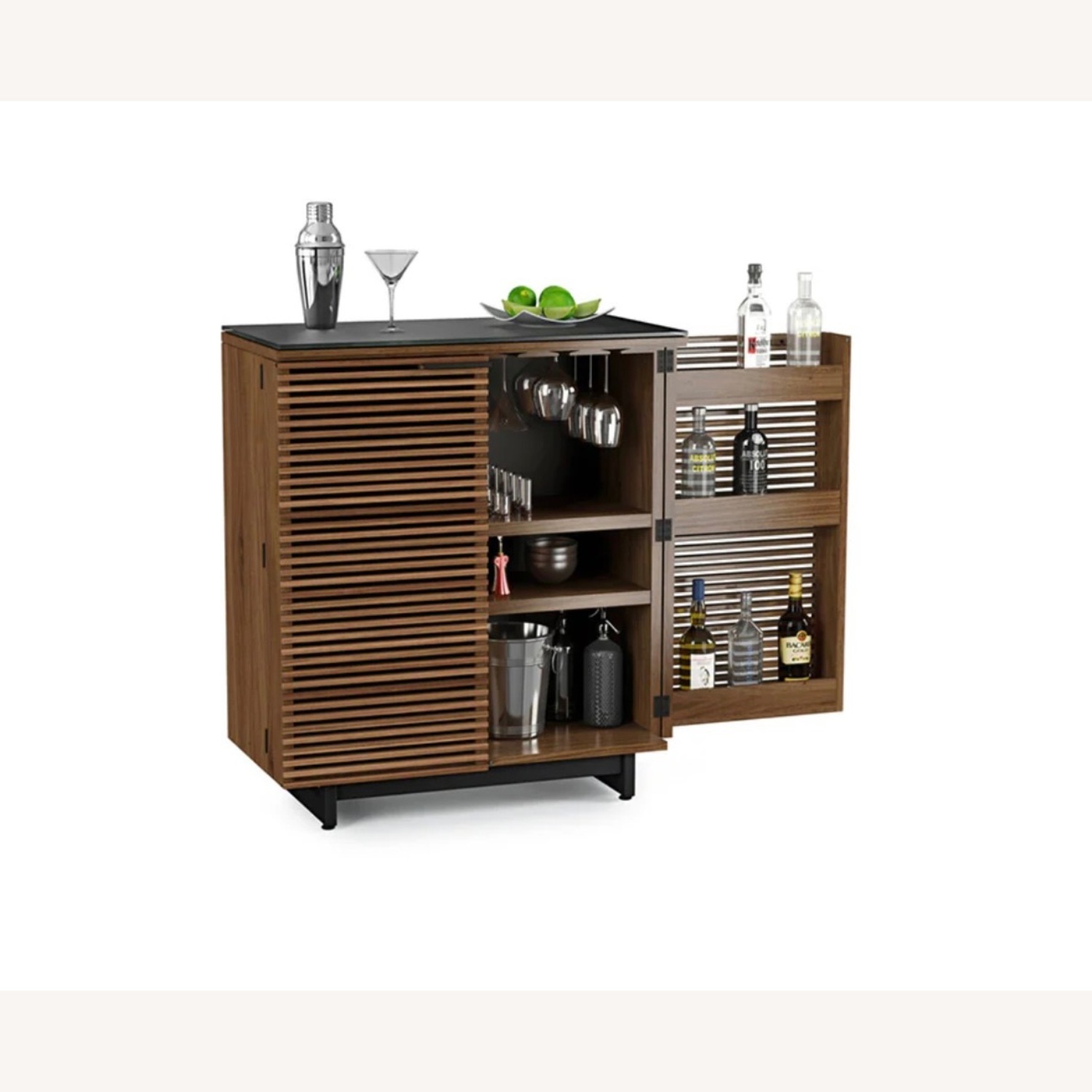 Bar for Liquor, Glassware - image-2