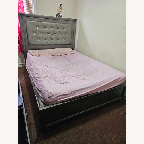Used Real Queen Bed for sale on AptDeco