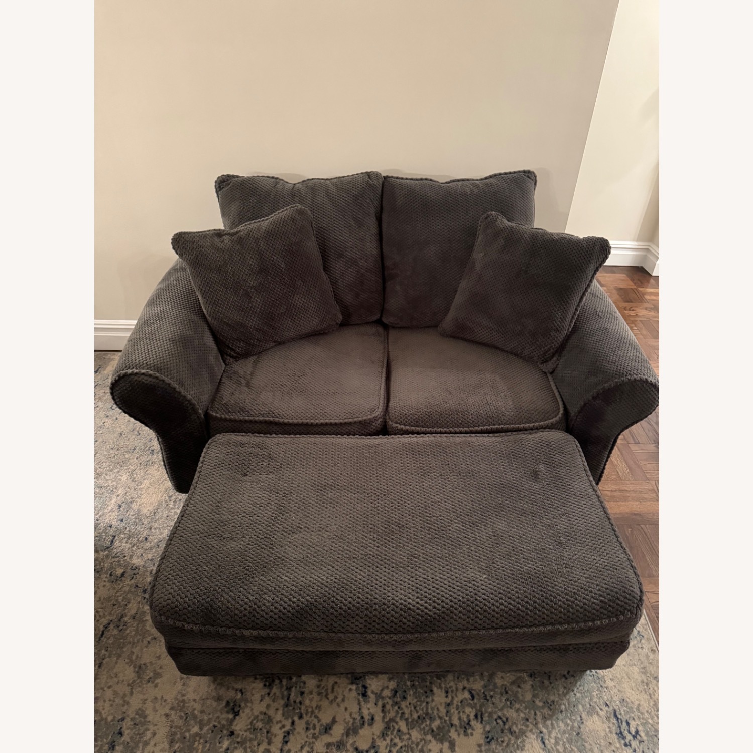 Loveseat with Foot Rest - image-6