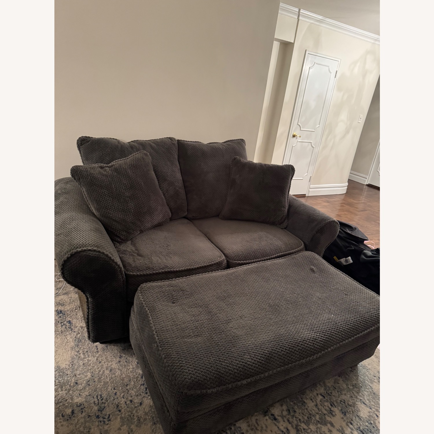 Loveseat with Foot Rest - image-5