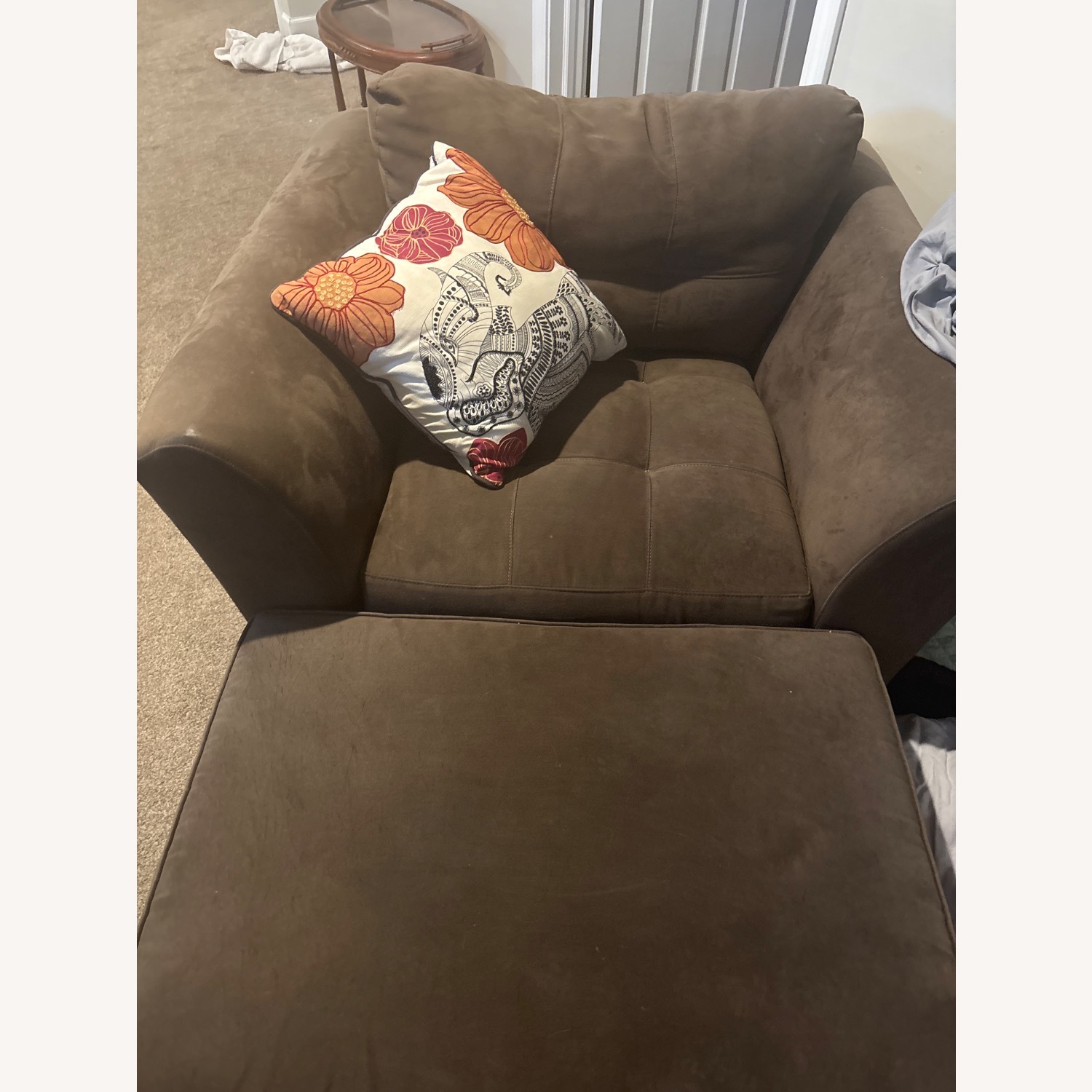 Ethan Allen Large Chair and Ottoman - image-4