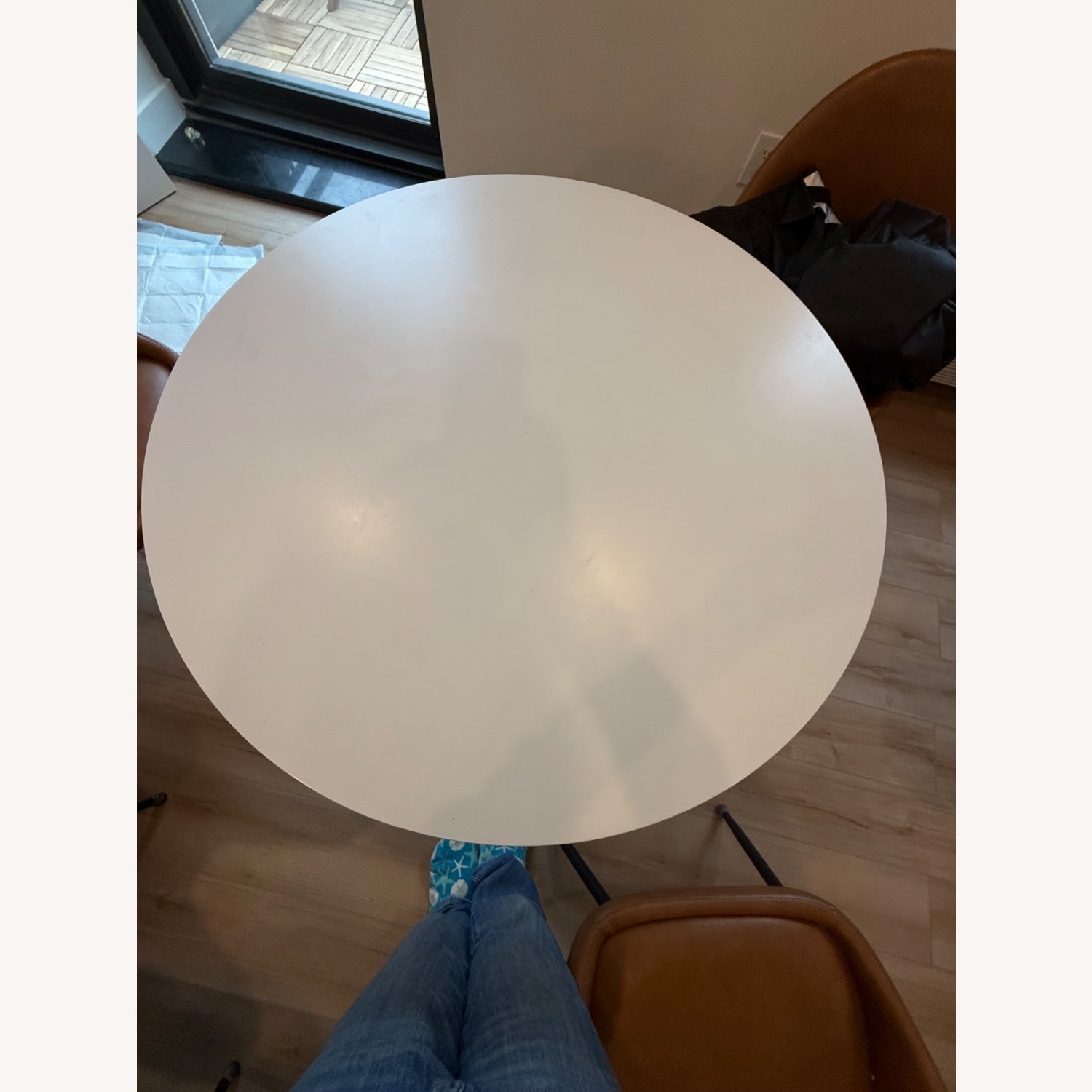 Imperial White 36” Round Tulip Table - image-5