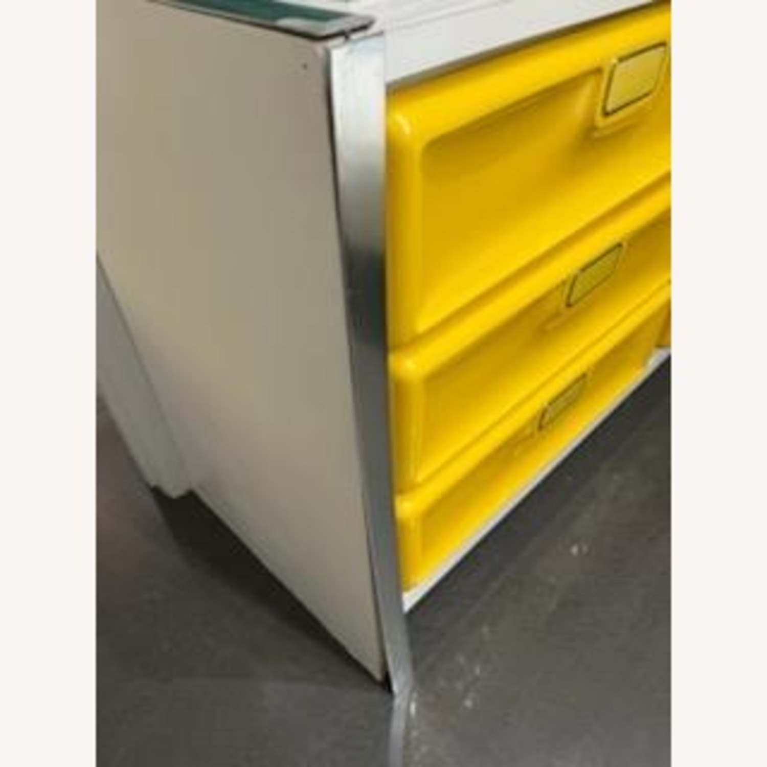 RAYMOND LOEWY DF2000 STYLE DRESSER  9 DRAWERS - image-3