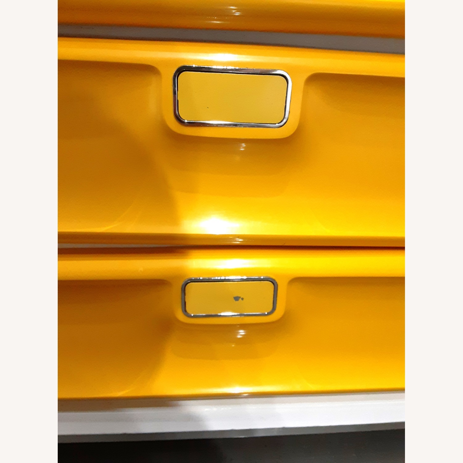 RAYMOND LOEWY DF2000 STYLE DRESSER  9 DRAWERS - image-2