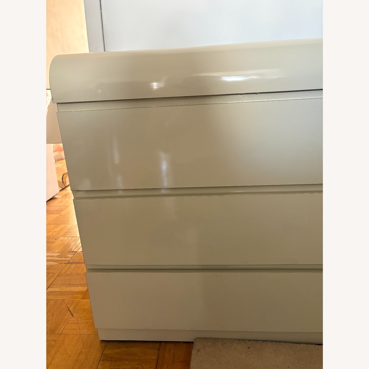 Vintage Cream Laminate Dresser - image-5