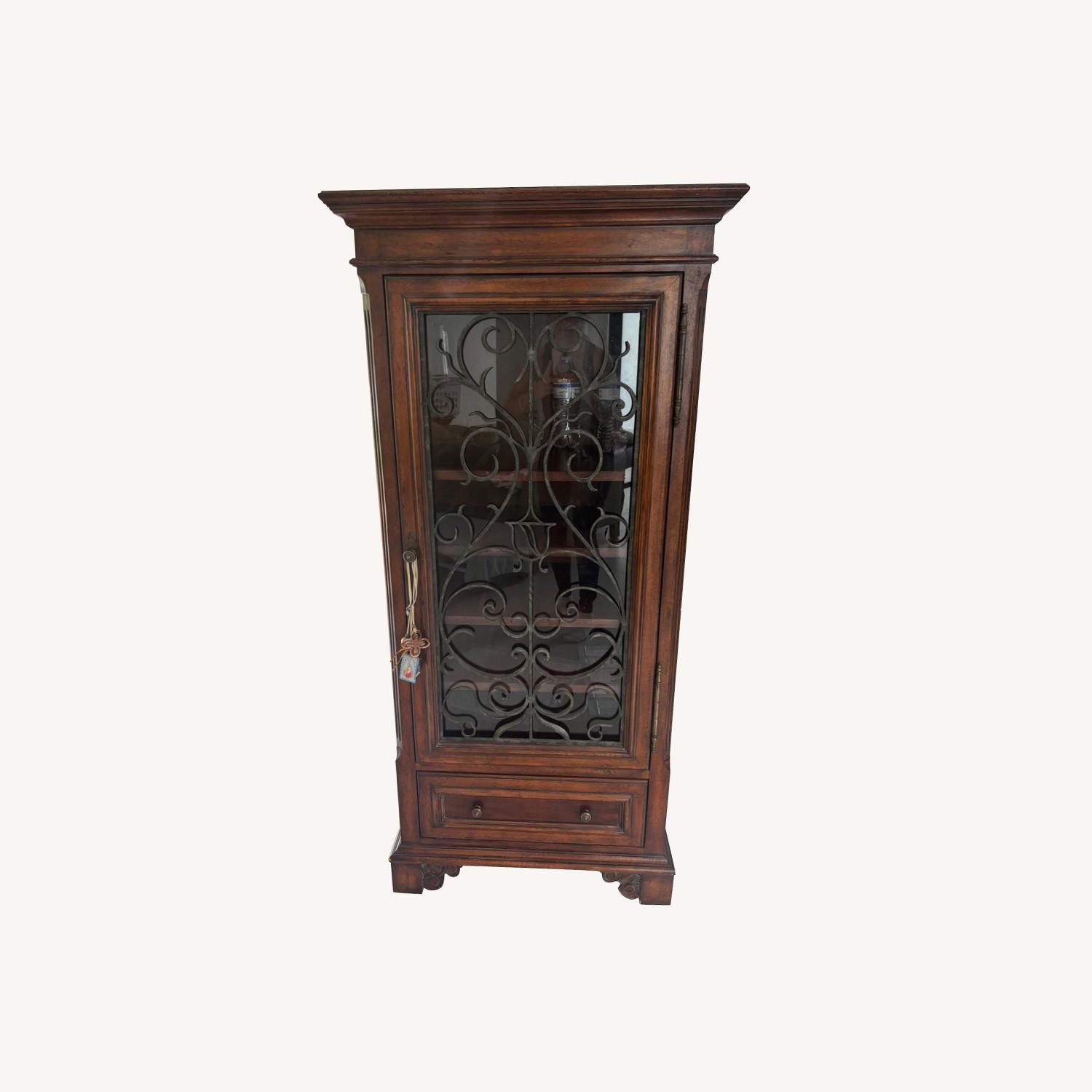 Wine Cabinet - image-0