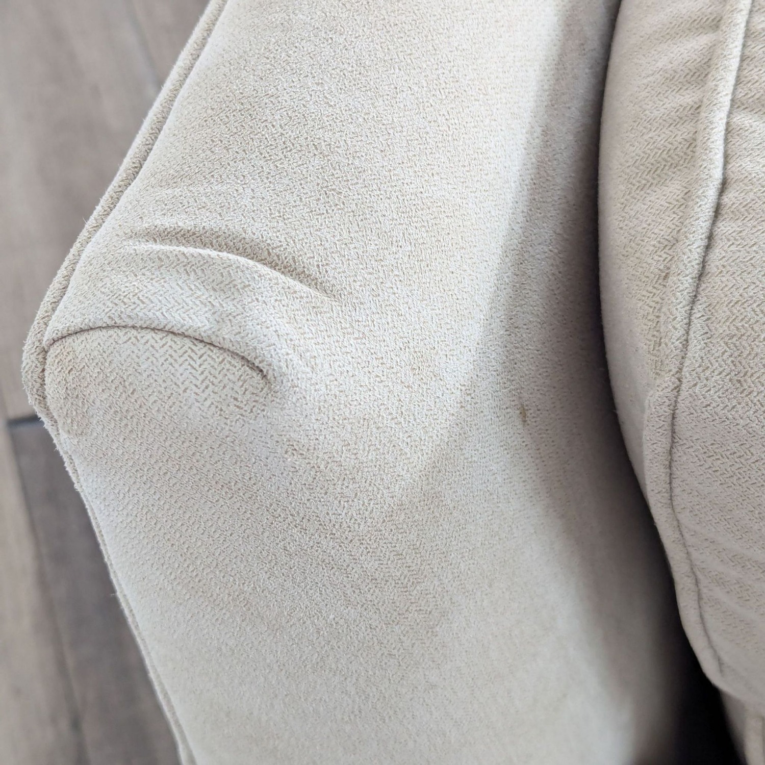 Pottery Barn 3-Seat Modern Sofa in Beige - image-5