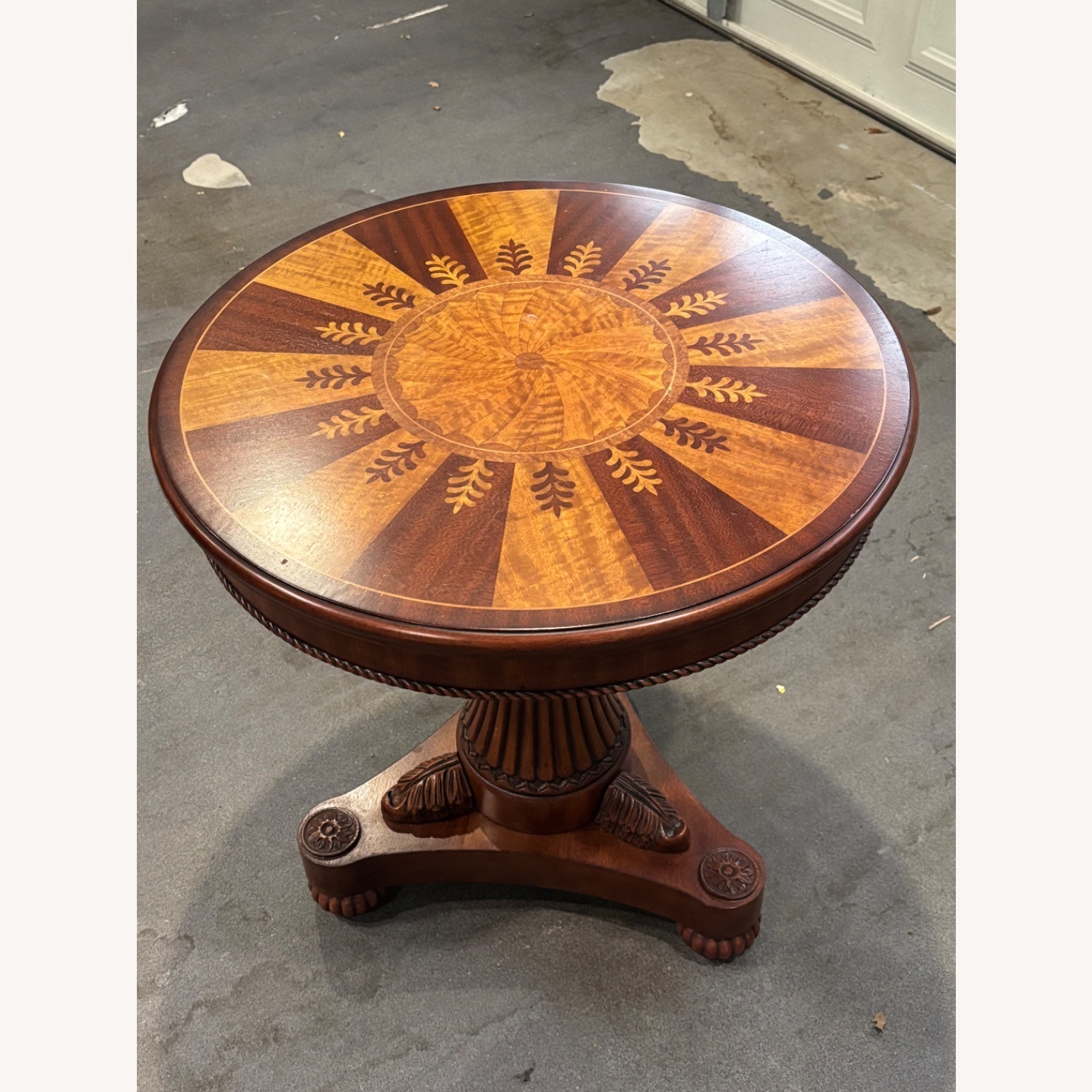 Round Designer Table - image-1