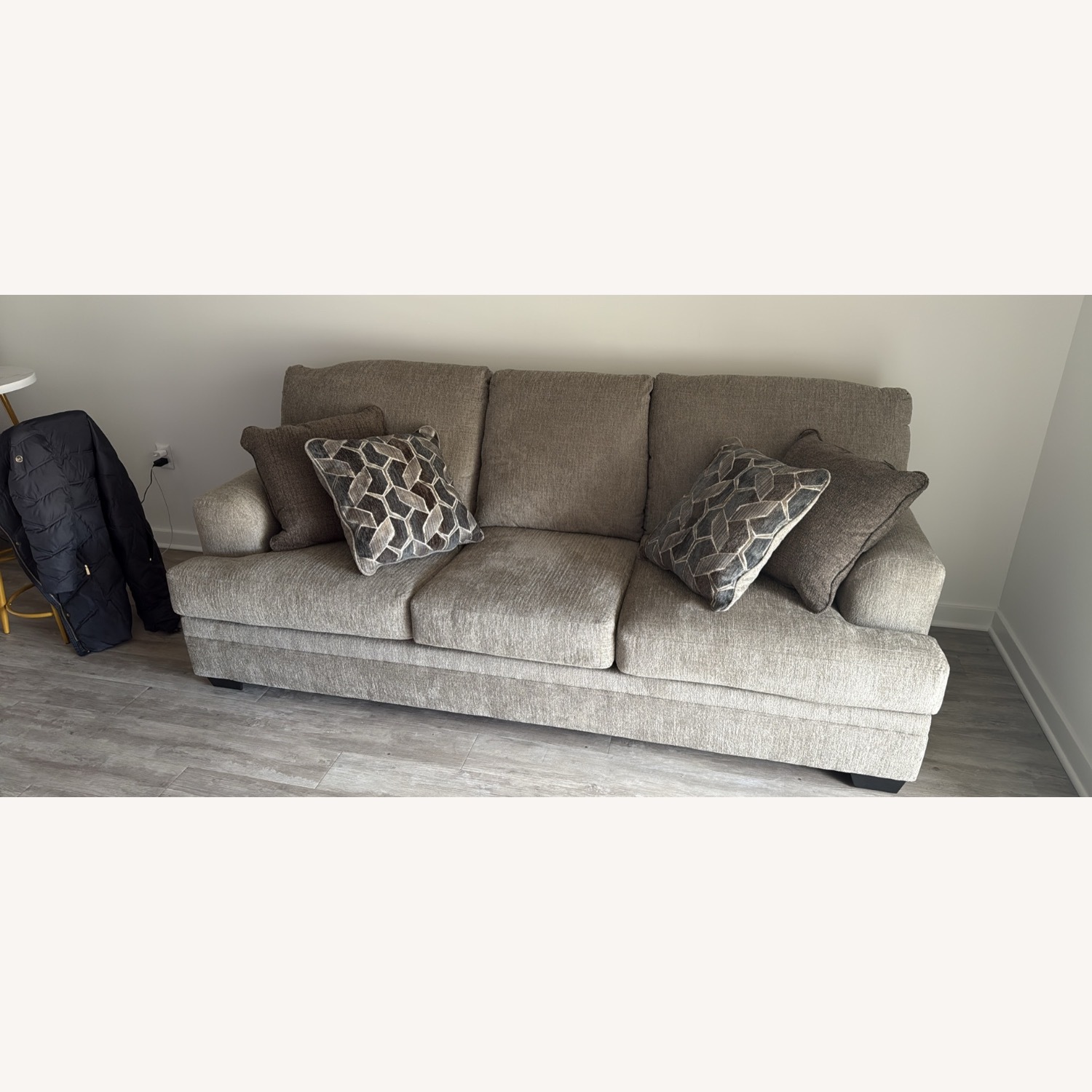 Ashley Furniture Stonemeade Sofa - image-3