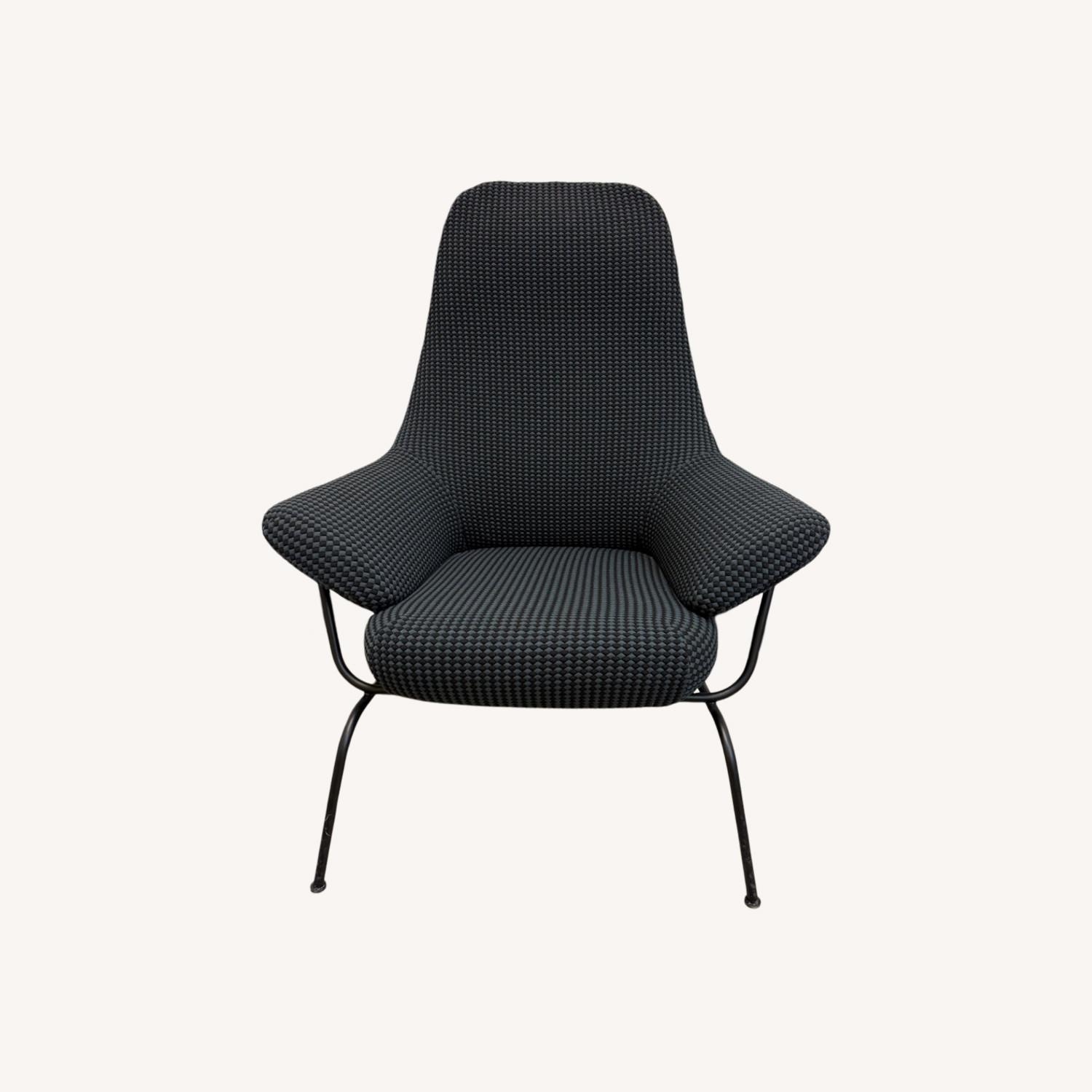Hem Hai Lounge Chair - image-0