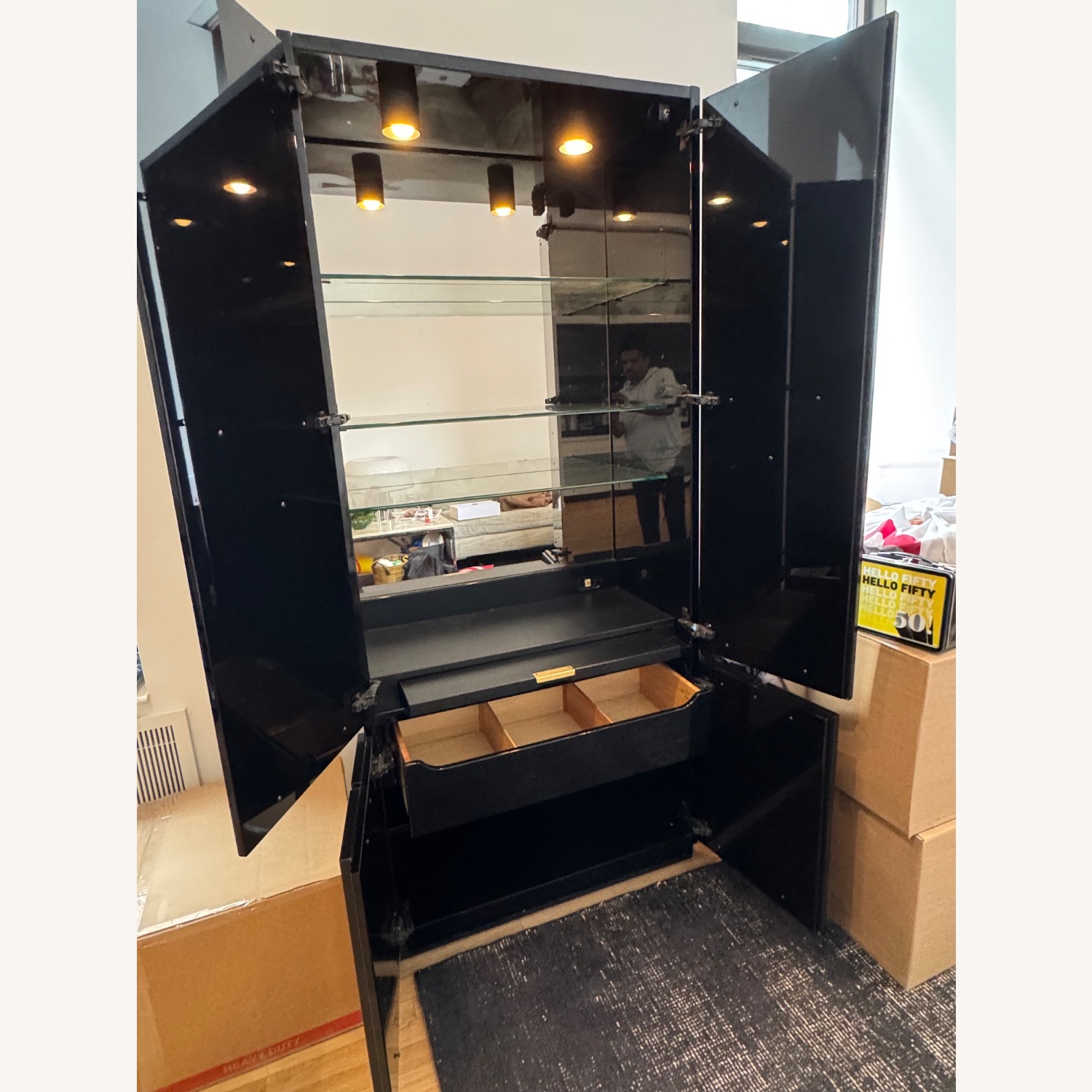 Mirrored Bar - image-4