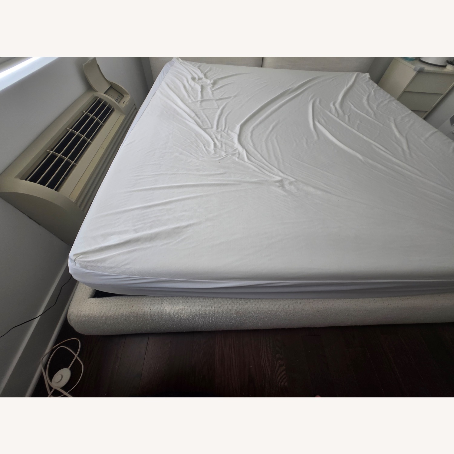 Wyatt King Lift-Up Storage Bed in Boyer Fabric - image-15