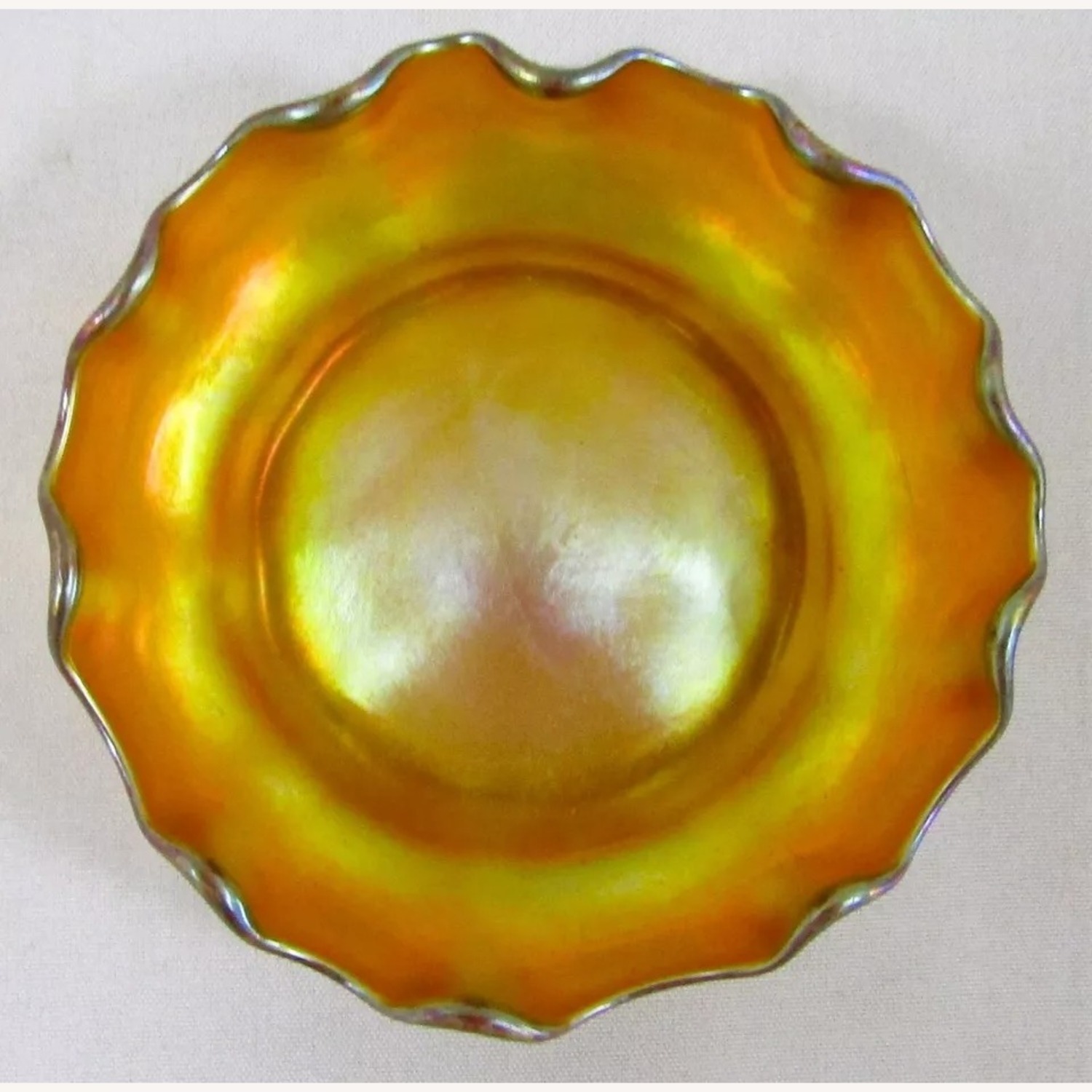 Louis Comfort Tiffany Iridescent Gold Bowls - image-7