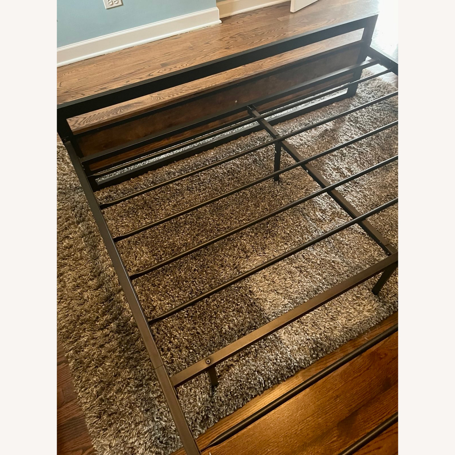 Evonte 37.2'' Platform Bed - image-3