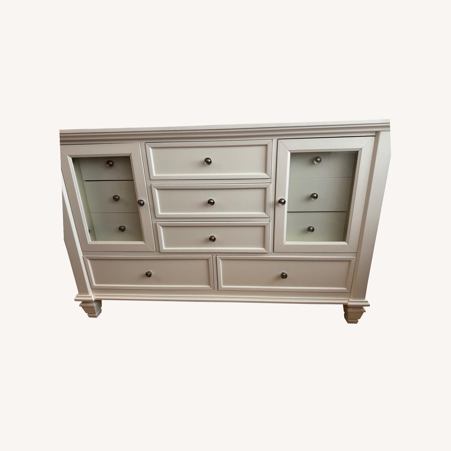Coaster Sandy Beach 11 Drawer Dresser - image-0