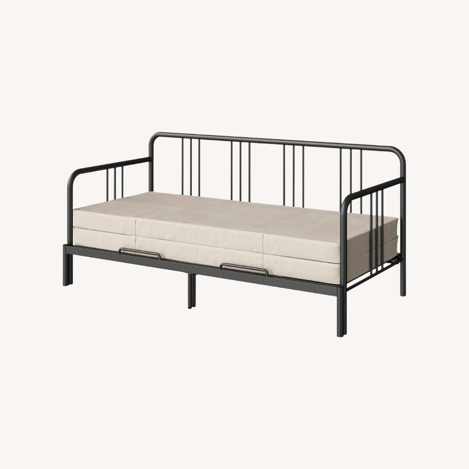 IKEA FYRESDAL Extendable Daybed - image-16