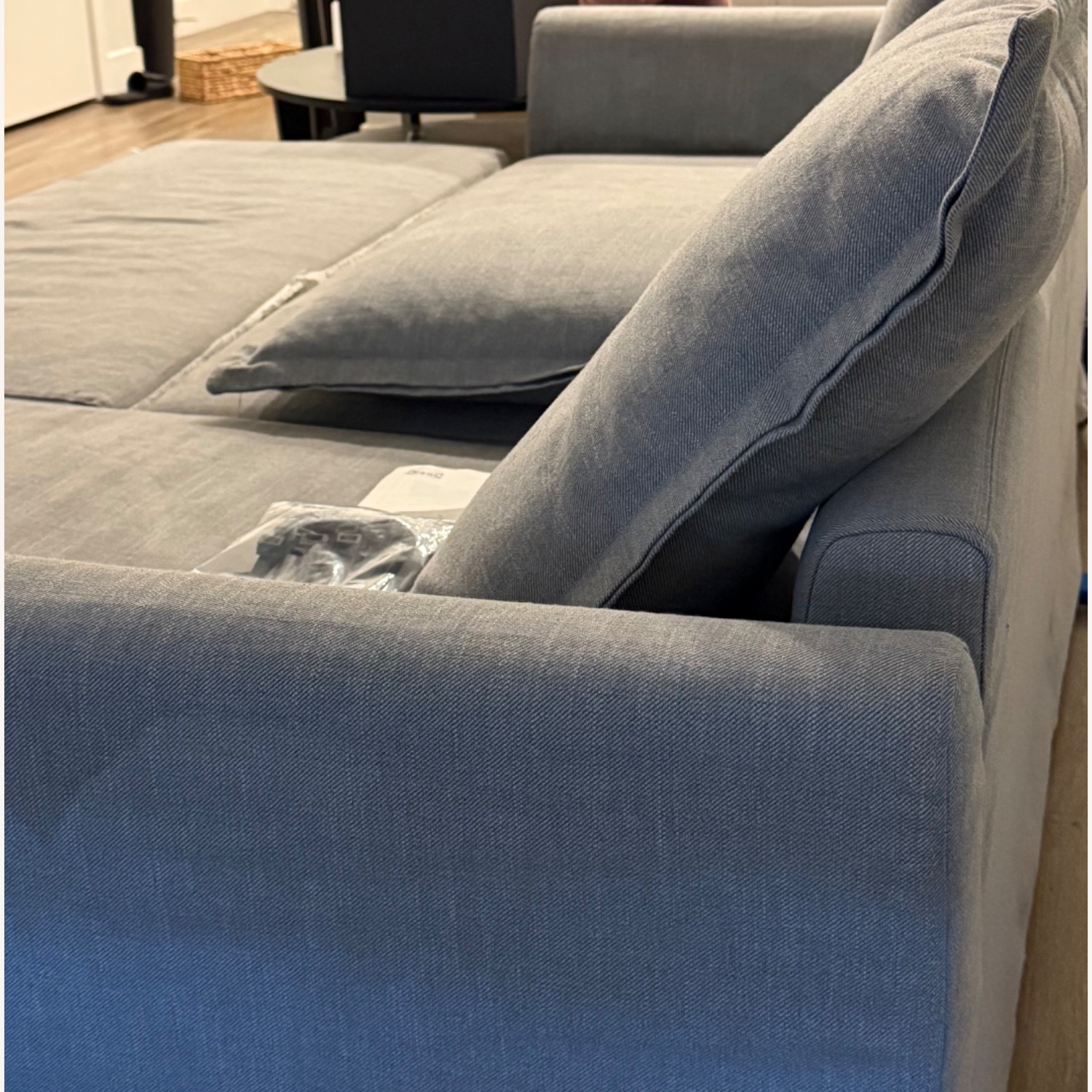 HOLMSUND Sleeper Sectional, 3-seat w/ Chaise - image-7