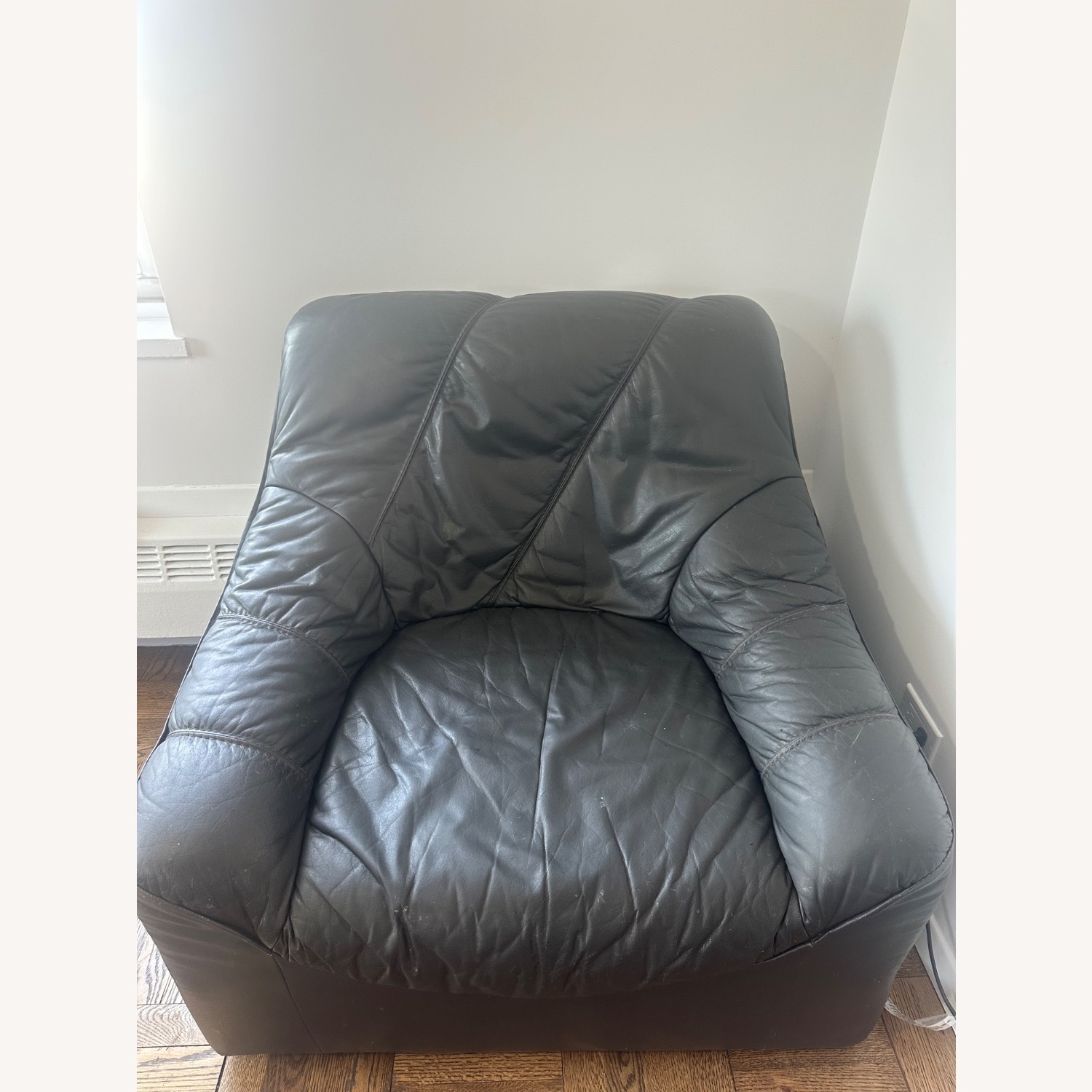 Leather Armchair - image-8
