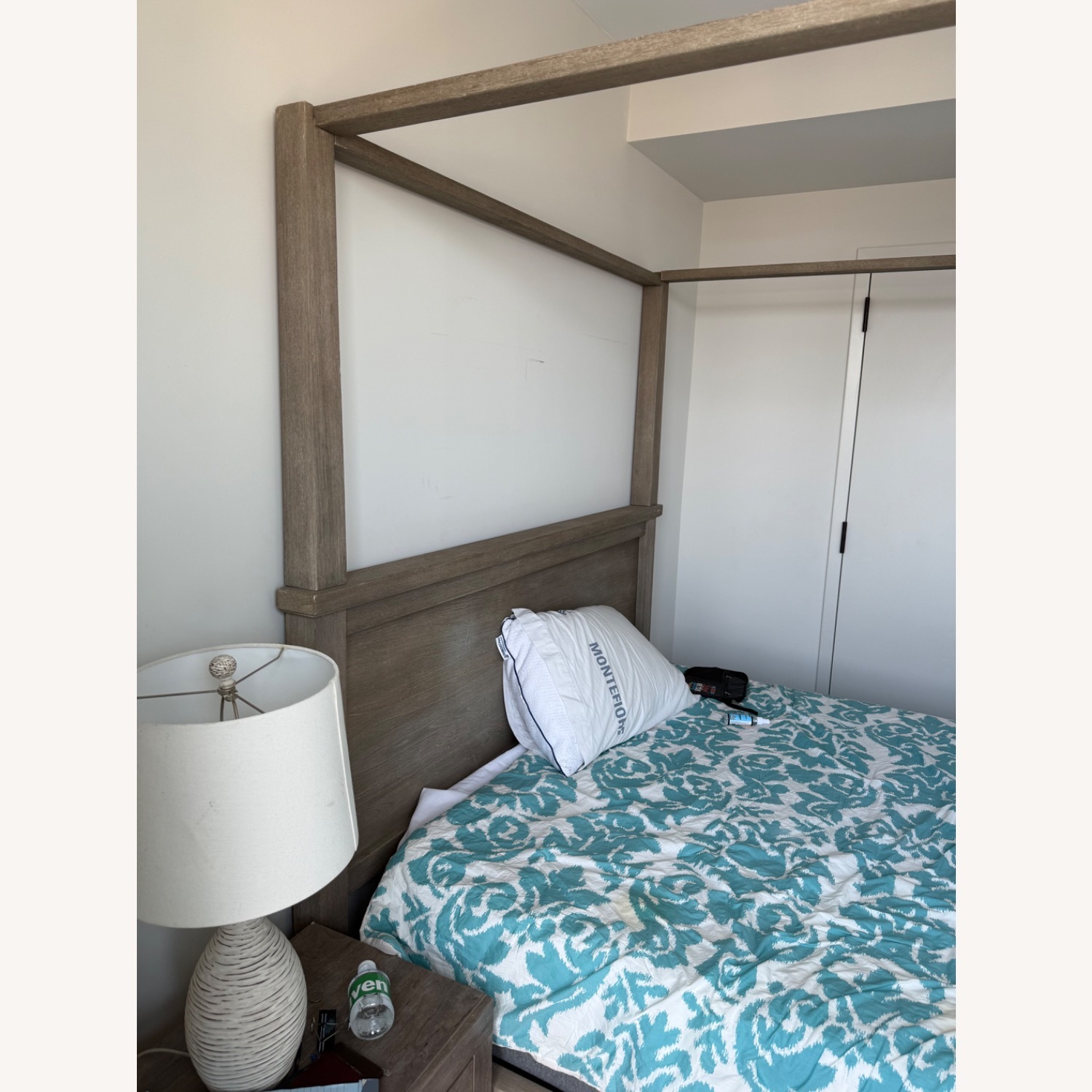 Pottery Barn Farmhouse Queen Canopy Bed - image-3