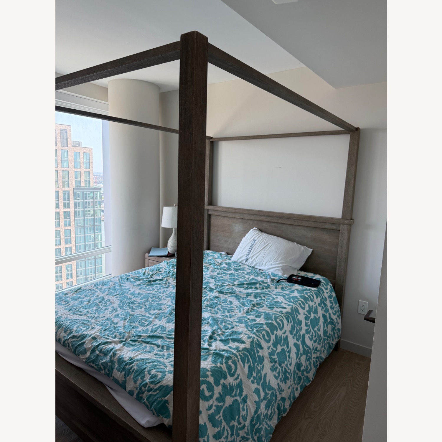 Pottery Barn Farmhouse Queen Canopy Bed - image-2