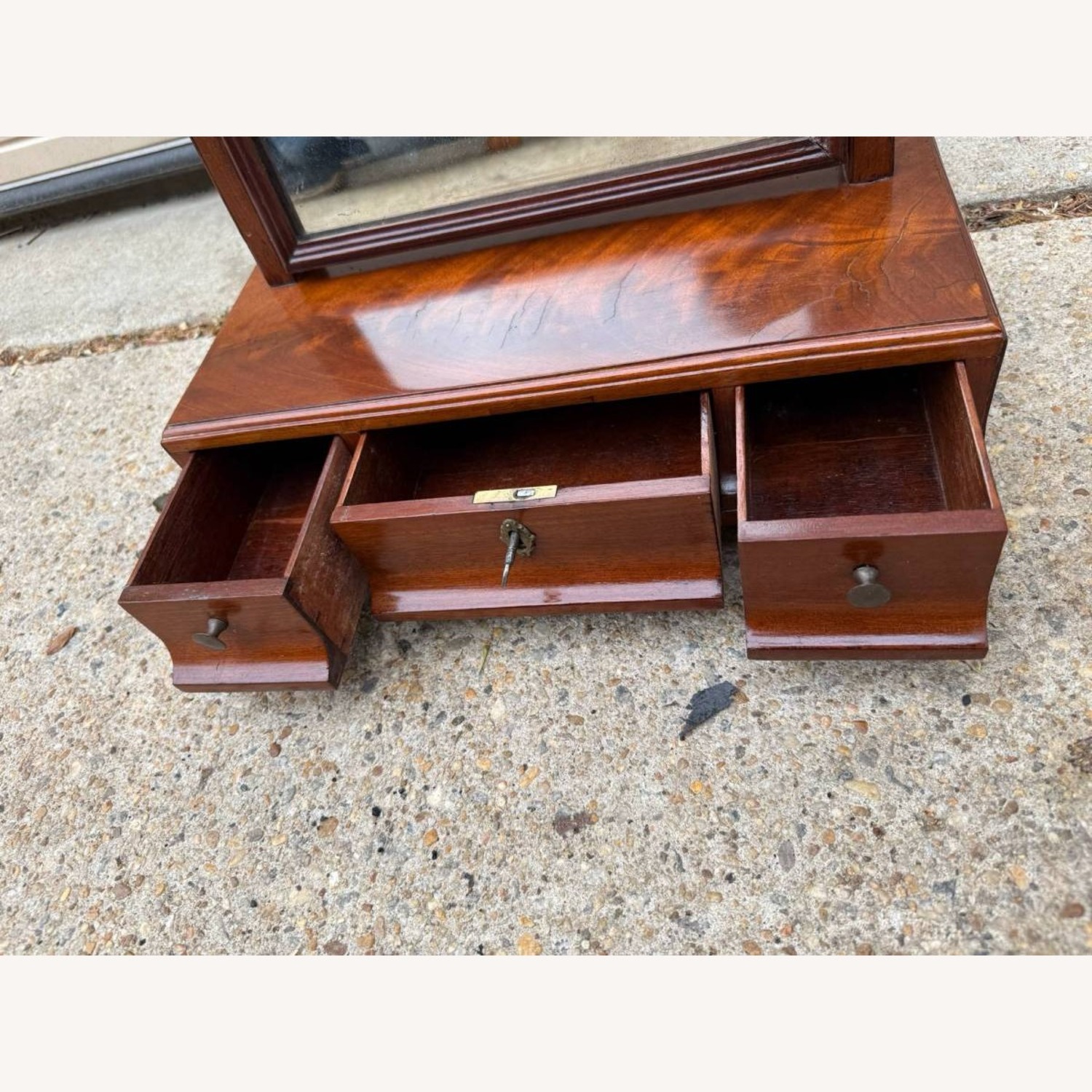 Antique 19th Century Federal Style Dressing Table - image-19