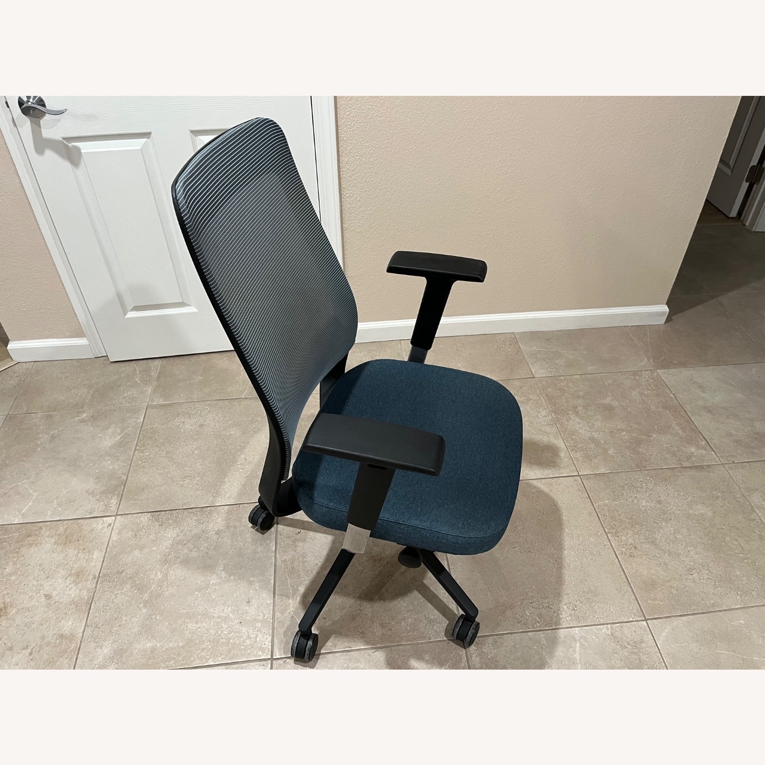 Fully (Herman Miller/Knoll) Desk Chair - image-3