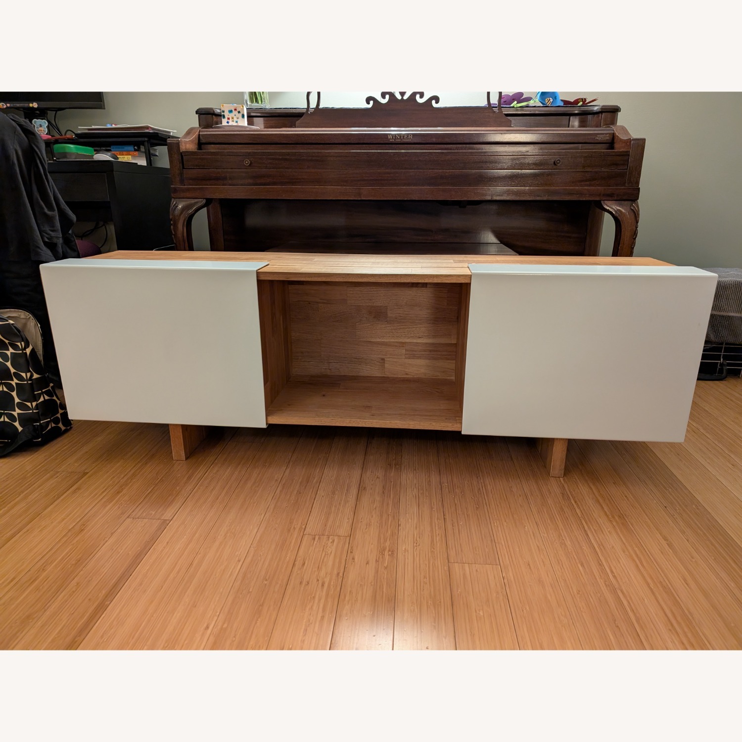 LAX Series 3x Shelf with Base - image-1