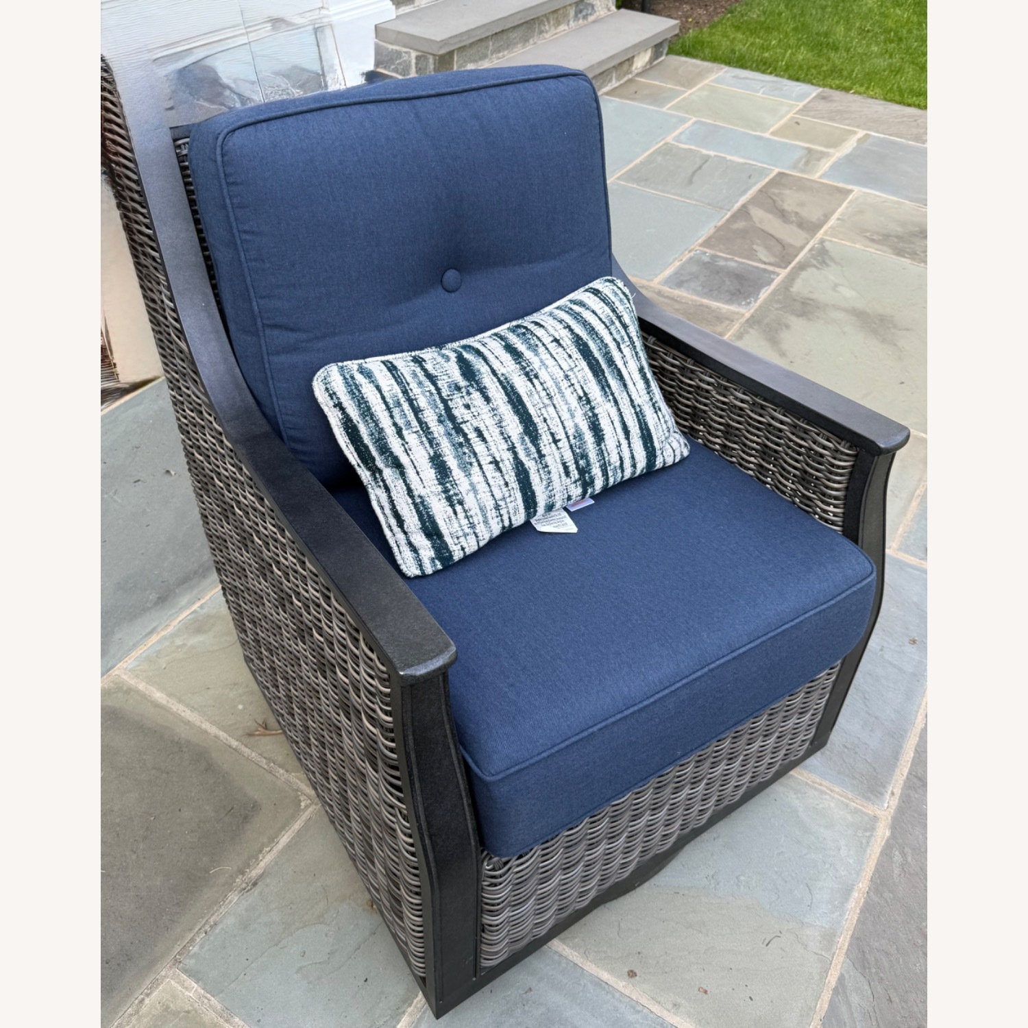 Agio Bridgeport 4 piece outdoor deep seating set - image-4