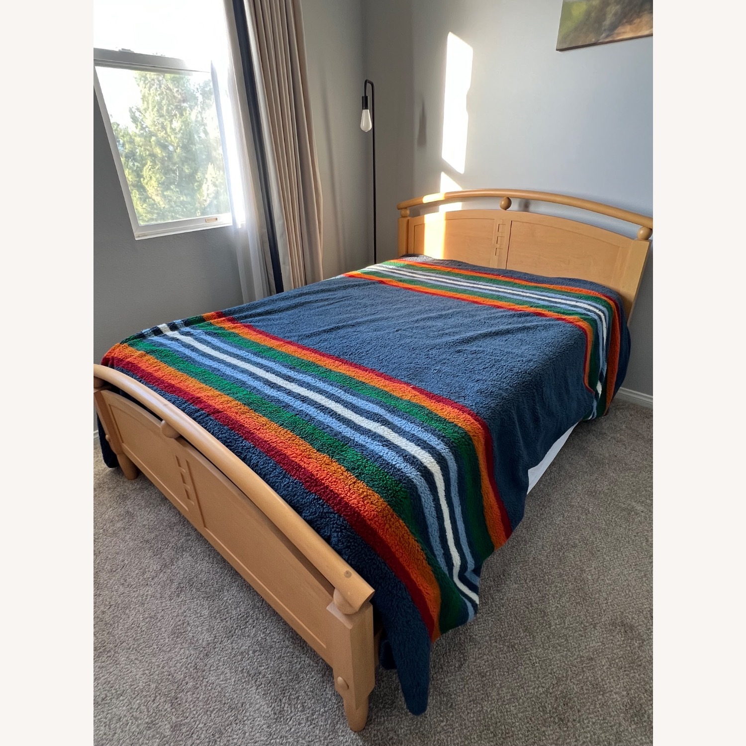 Ethan Ellen Full Size Bed - image-1