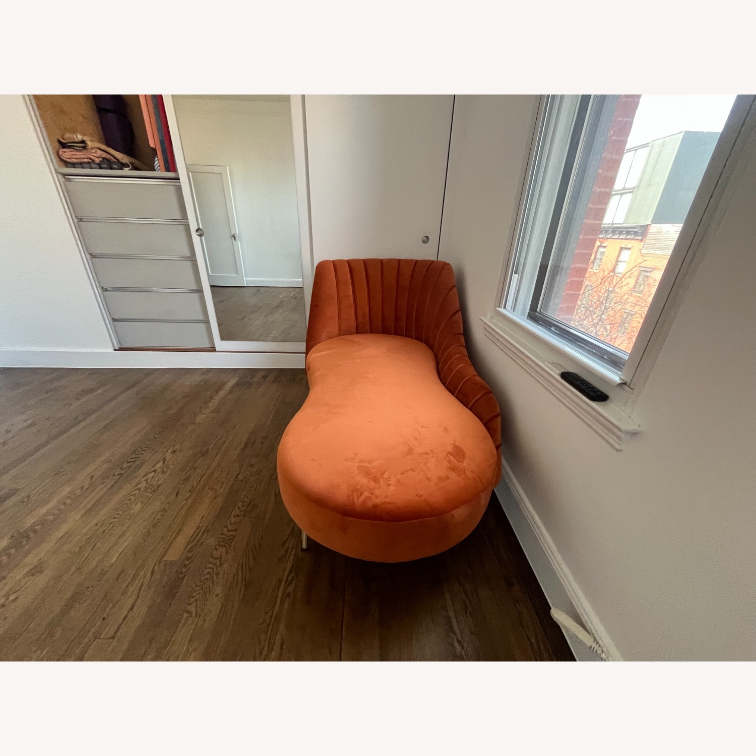 Wayfair Meridian Contemporary Velvet Upholstered Chaise - image-1